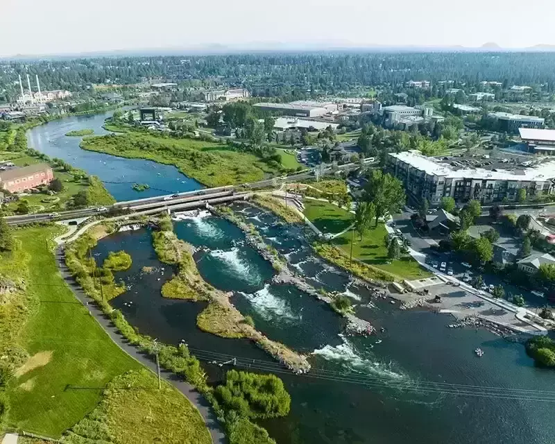 Deschutes Downtown Float near Bend Oregon