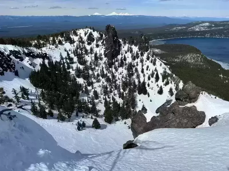 Paulina Peak backcountry skiing near Bend Oregon