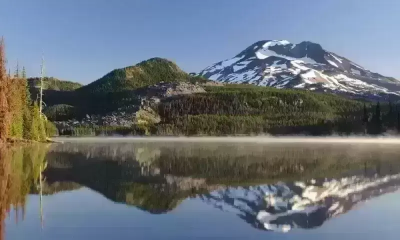 Sparks Lake near Bend Oregon