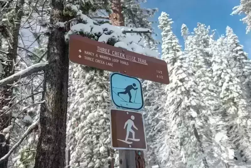 Three Creeks Lakes (Sisters Area) Nordic skiing near Bend Oregon