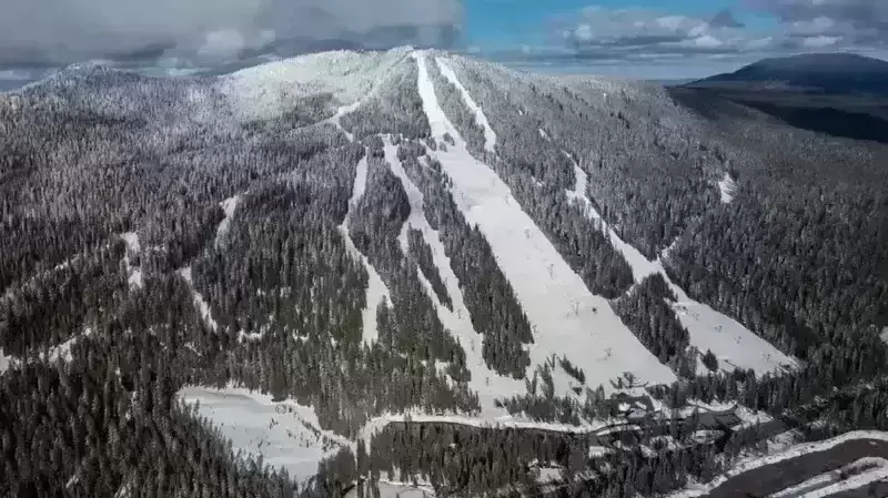 Willamette Pass Resort ski resort near Bend Oregon