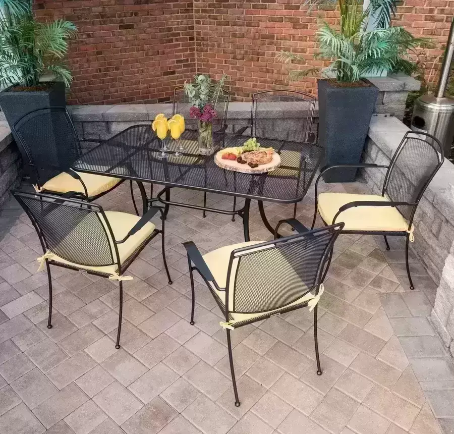 Henley Dining Set